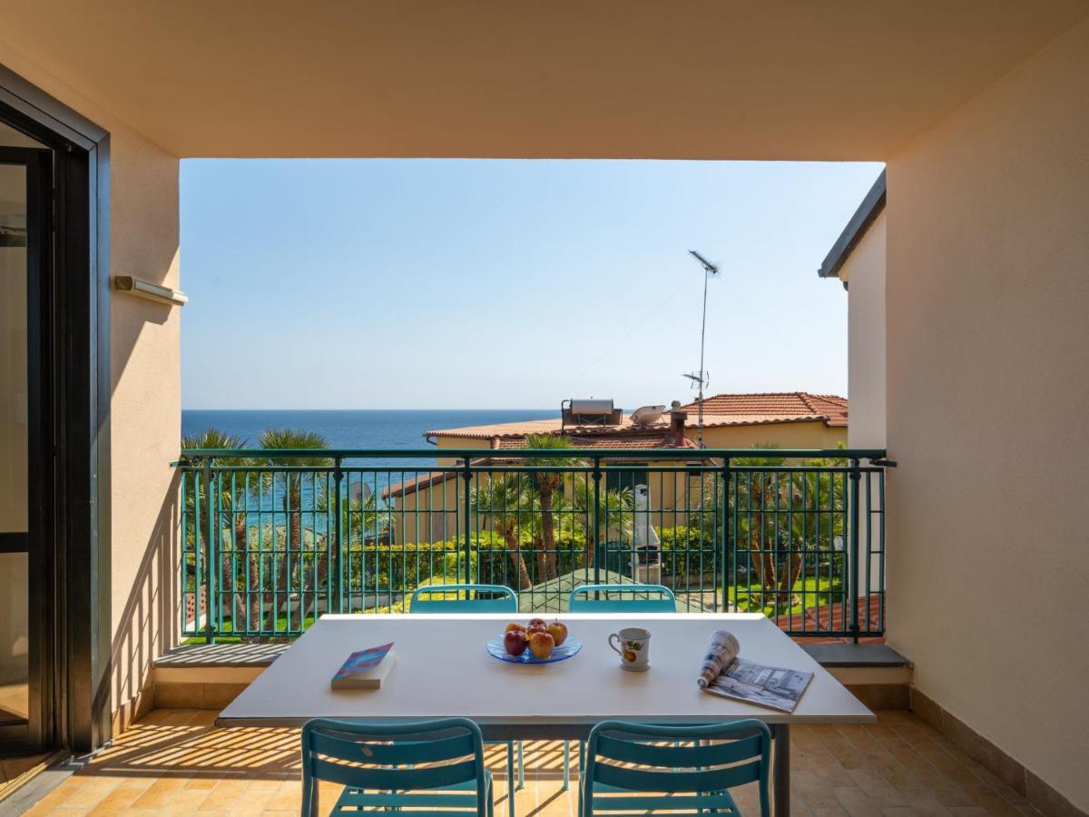 Apartment Le Margherite - Slr261 By Interhome Costarainera Exterior foto